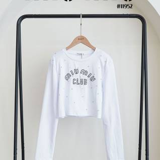 미우미우 레플리카 크리스탈 로고 장식 크롭 티셔츠 | 명품 레플리카